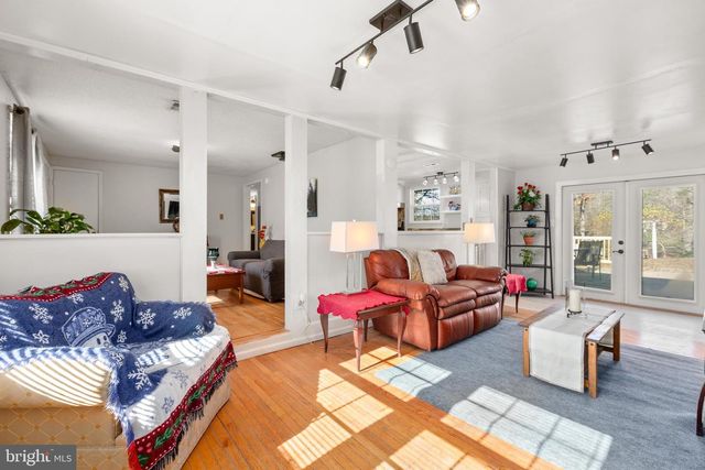 5 TURNER DR, Stafford, VA 22556