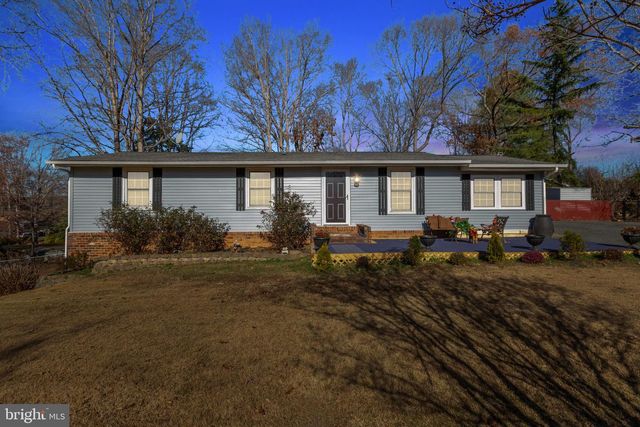 5 TURNER DR, Stafford, VA 22556