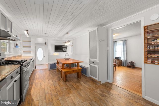 5 TURNER DR, Stafford, VA 22556