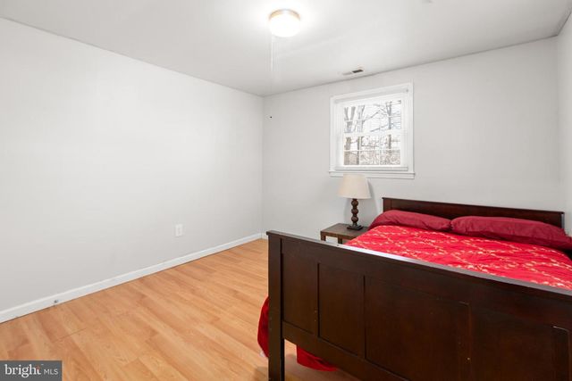 5 TURNER DR, Stafford, VA 22556