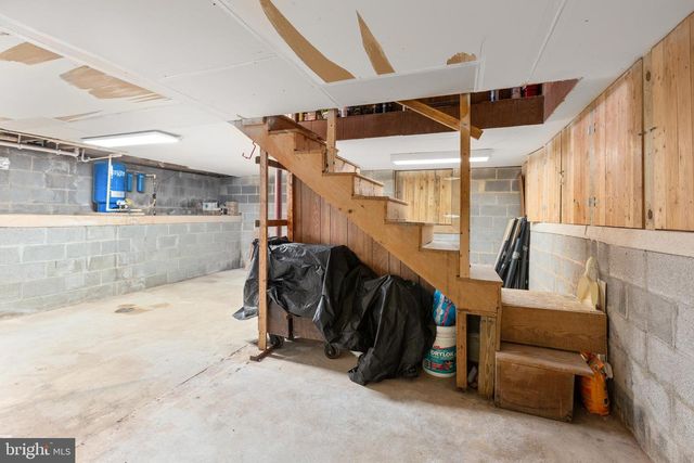 5 TURNER DR, Stafford, VA 22556