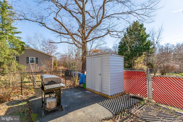 5 TURNER DR, Stafford, VA 22556