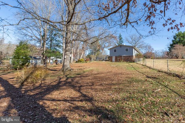 5 TURNER DR, Stafford, VA 22556