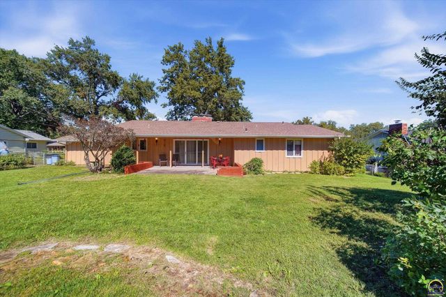 1659 SW Withdean RD, Topeka, KS 66611