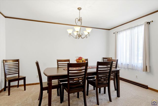 1659 SW Withdean RD, Topeka, KS 66611