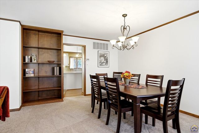 1659 SW Withdean RD, Topeka, KS 66611