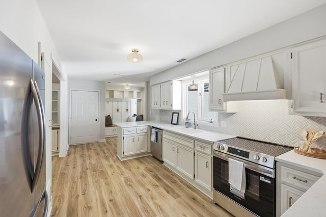 910 Second Ave., Georgetown, SC 29440