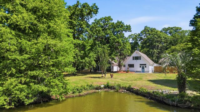 910 Second Ave., Georgetown, SC 29440