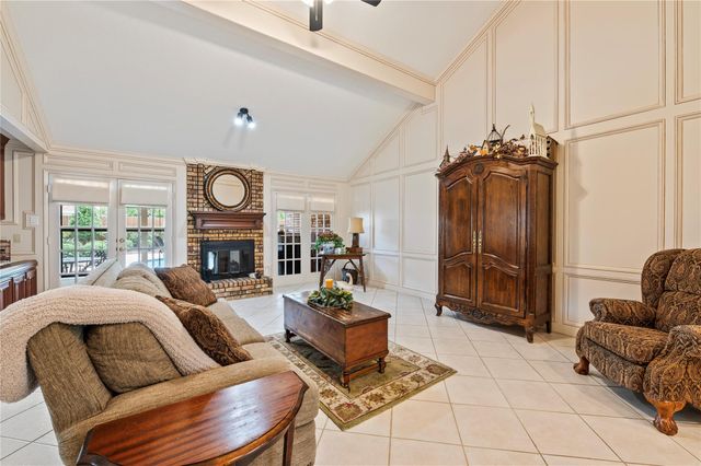 1603 White Wing Circle, Friendswood, TX 77546