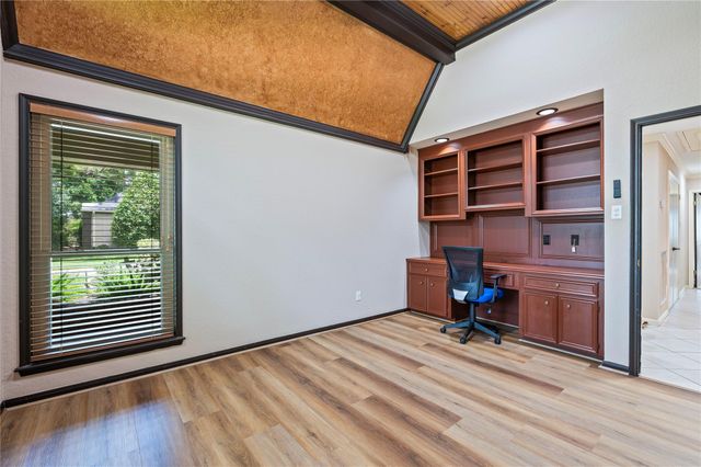 1603 White Wing Circle, Friendswood, TX 77546