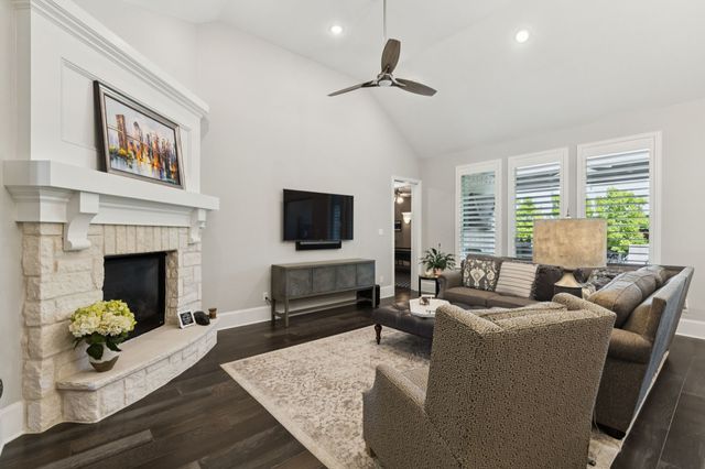 6284 Loxton Boulevard, Frisco, TX 75034