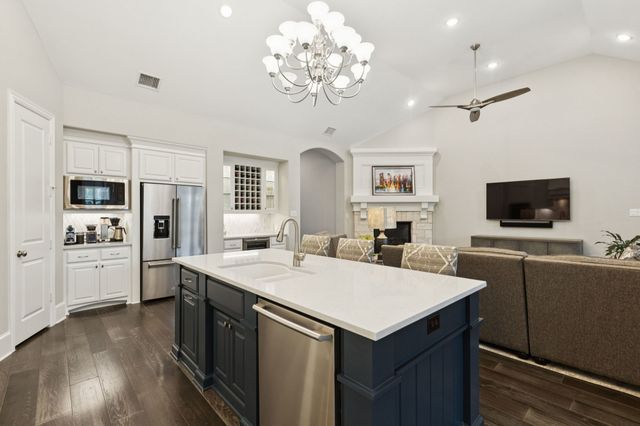 6284 Loxton Boulevard, Frisco, TX 75034