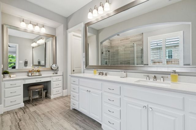 6284 Loxton Boulevard, Frisco, TX 75034
