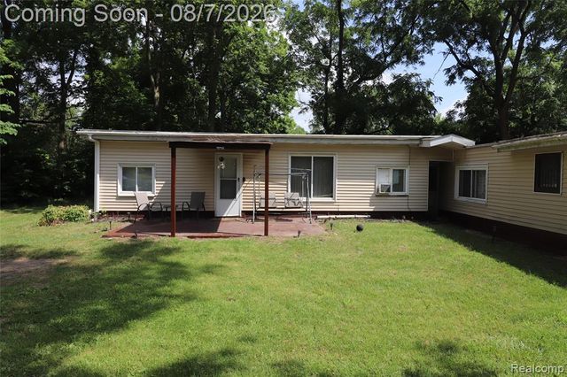 17963 Martinsville Road, Belleville, MI 48111