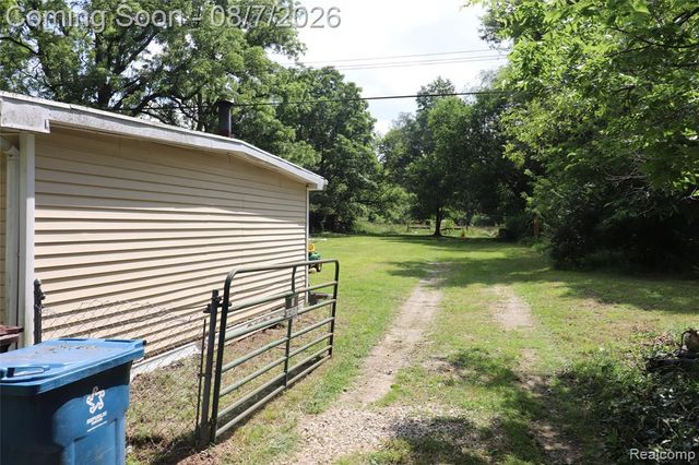 17963 Martinsville Road, Belleville, MI 48111