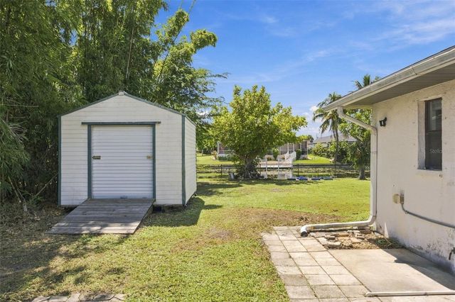 1138 SW 12TH TERRACE, Cape Coral, FL 33991