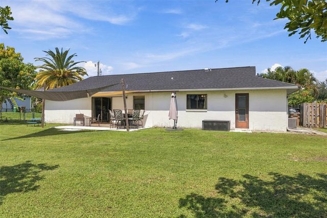 1138 SW 12TH TERRACE, Cape Coral, FL 33991