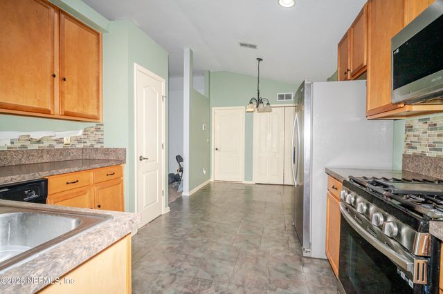 11935 CROOKED RIVER Road, Jacksonville, FL 32219