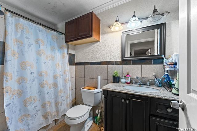 2824 Ruiz St, San Antonio, TX 78228