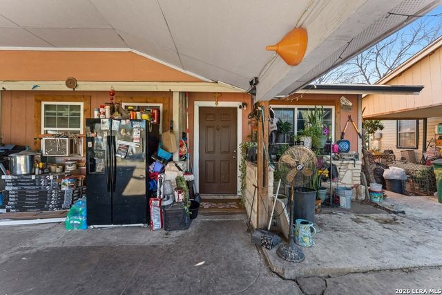 2824 Ruiz St, San Antonio, TX 78228