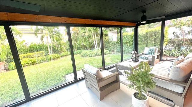 4836 Napoli DR, Naples, FL 34103