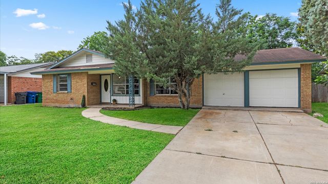 5026 LAKEWOOD DR, San Antonio, TX 78220