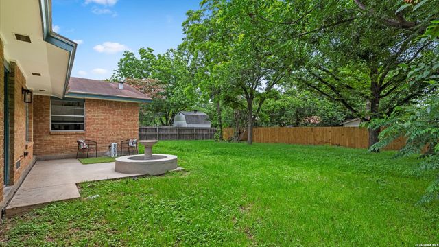 5026 LAKEWOOD DR, San Antonio, TX 78220