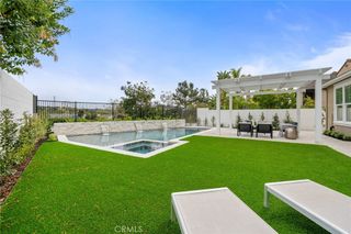 18 Foliate Way, Ladera Ranch, CA 92694