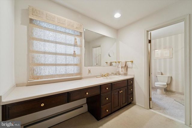 7 TODMORDEN DR, Rose Valley, PA 19086