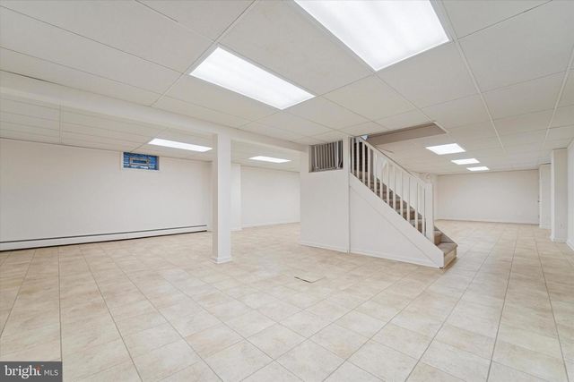 7 TODMORDEN DR, Rose Valley, PA 19086