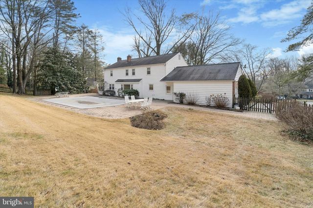 7 TODMORDEN DR, Rose Valley, PA 19086