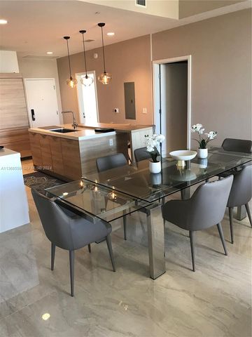 16385 Biscayne Boulevard 7, North Miami Beach, FL 33160