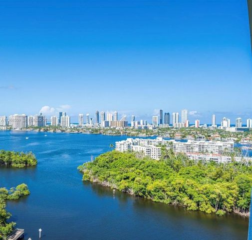 16385 Biscayne Boulevard 7, North Miami Beach, FL 33160