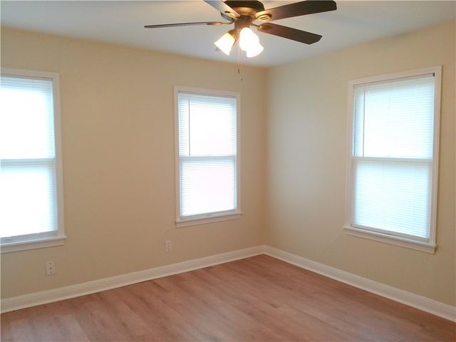 4026 Brentwood Dr, Corpus Christi, TX 78415