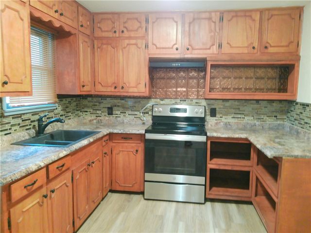 4026 Brentwood Dr, Corpus Christi, TX 78415
