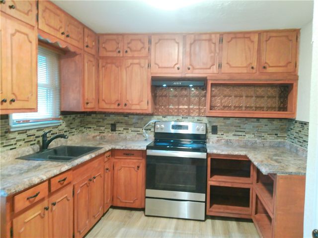 4026 Brentwood Dr, Corpus Christi, TX 78415