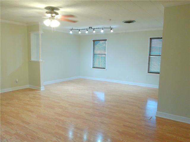 4026 Brentwood Dr, Corpus Christi, TX 78415
