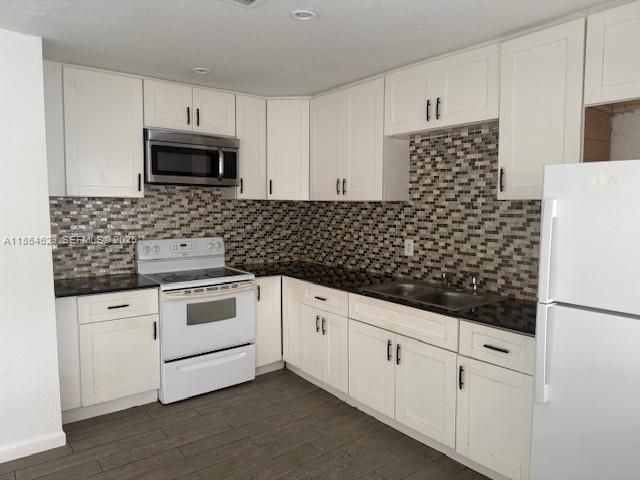 3025 Nw 11th Street, Fort Lauderdale, FL 33311