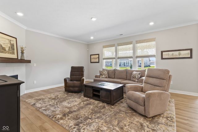 5197 Parkhurst Crossing, Mccordsville, IN 46055