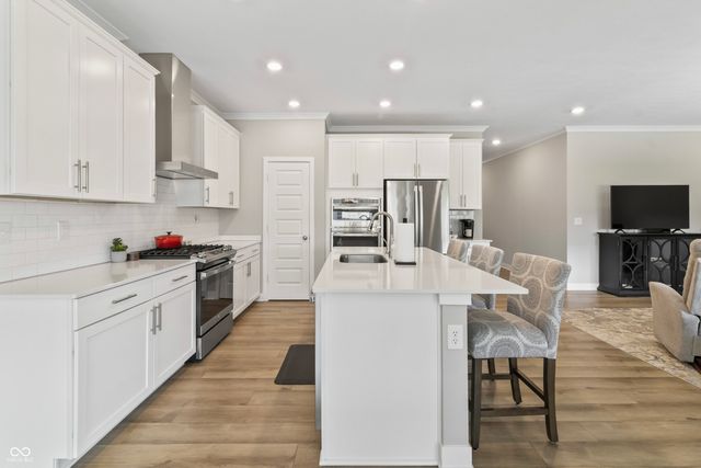 5197 Parkhurst Crossing, Mccordsville, IN 46055