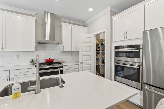 5197 Parkhurst Crossing, Mccordsville, IN 46055