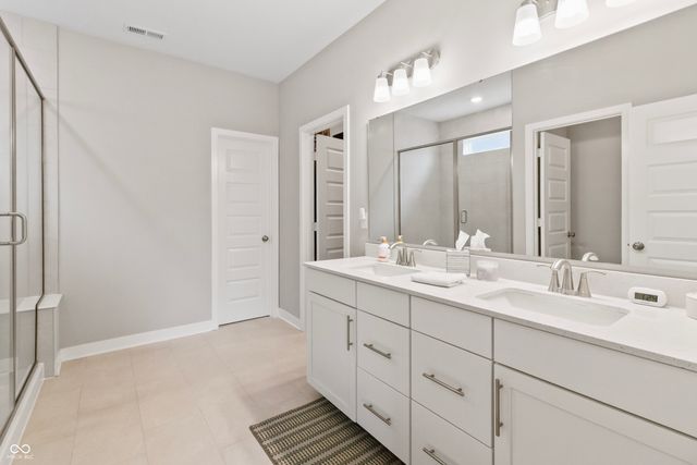 5197 Parkhurst Crossing, Mccordsville, IN 46055