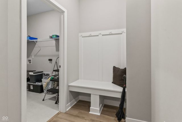 5197 Parkhurst Crossing, Mccordsville, IN 46055