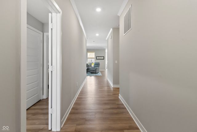 5197 Parkhurst Crossing, Mccordsville, IN 46055