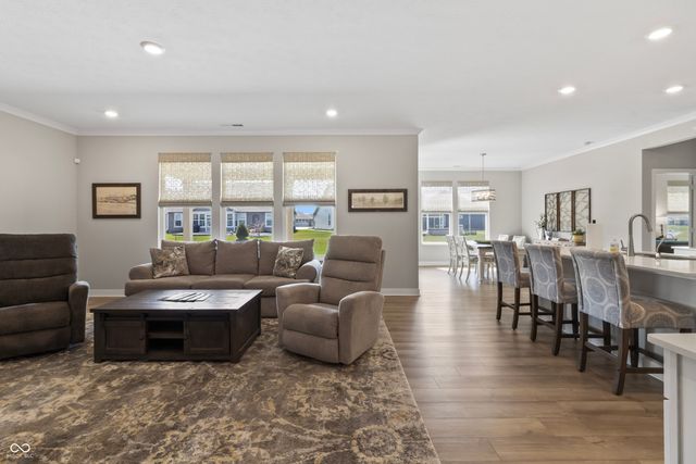 5197 Parkhurst Crossing, Mccordsville, IN 46055