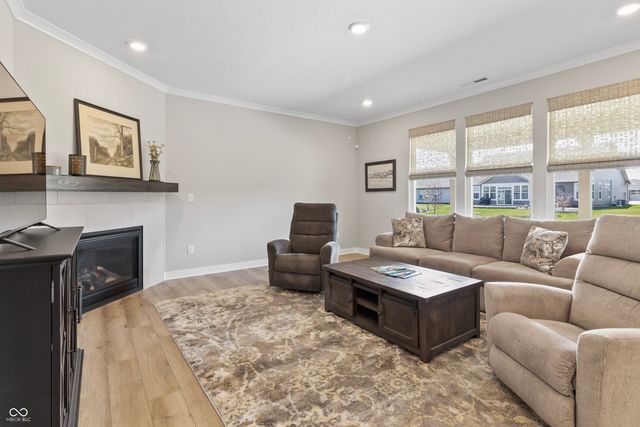 5197 Parkhurst Crossing, Mccordsville, IN 46055