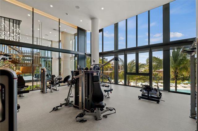 101 Diplomat Pkwy 308, Hallandale Beach, FL 33009