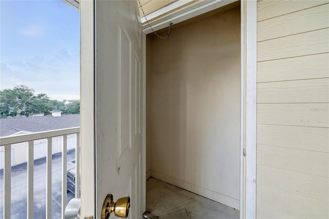 18471 BRIDLE CLUB DRIVE, Tampa, FL 33647