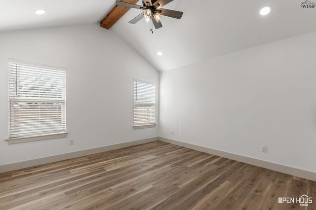 403 E LAFAYETTE AVENUE, Iowa Park, TX 76367