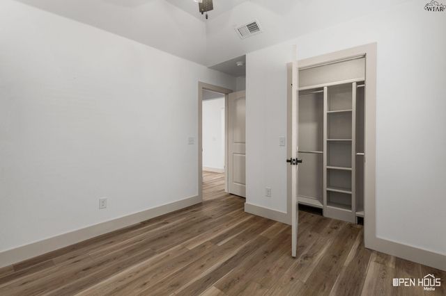 403 E LAFAYETTE AVENUE, Iowa Park, TX 76367